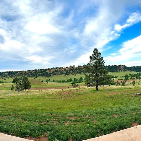 The Lodge At Devils Tower Екстериор снимка