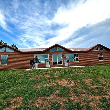 The Lodge At Devils Tower Екстериор снимка