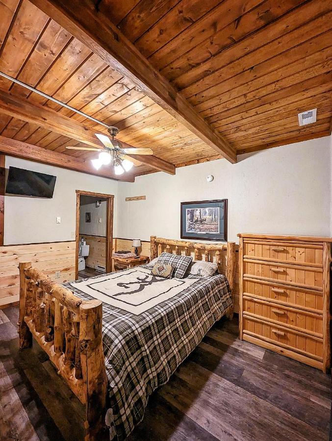 The Lodge At Devils Tower Екстериор снимка