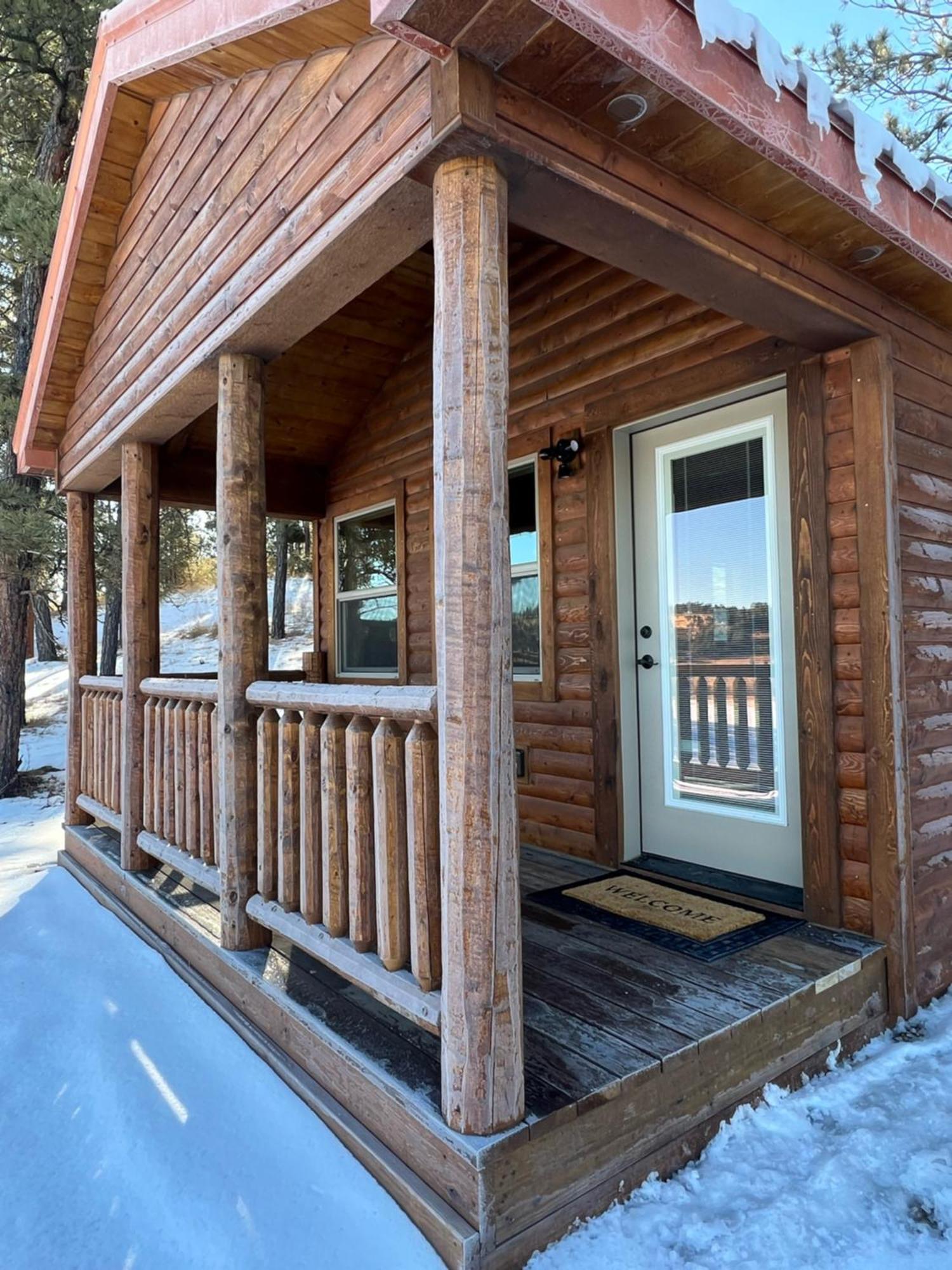 The Lodge At Devils Tower Екстериор снимка