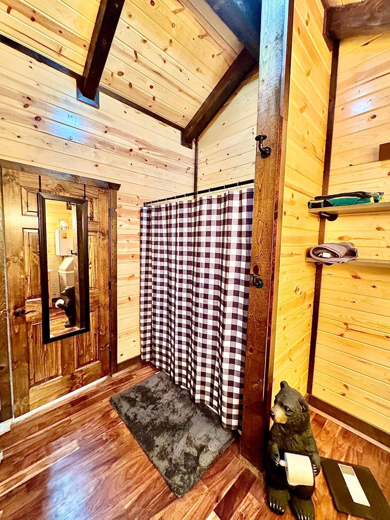 The Lodge At Devils Tower Екстериор снимка