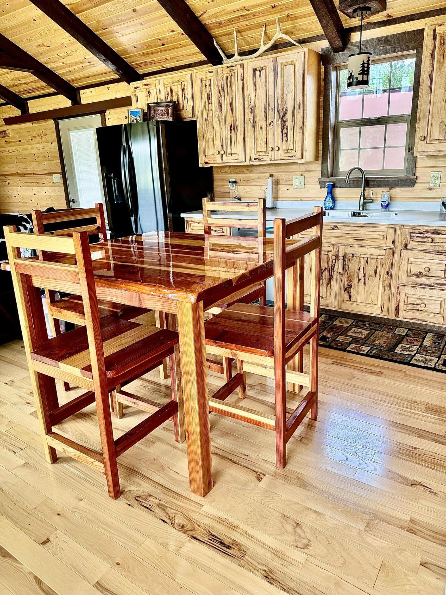 The Lodge At Devils Tower Екстериор снимка
