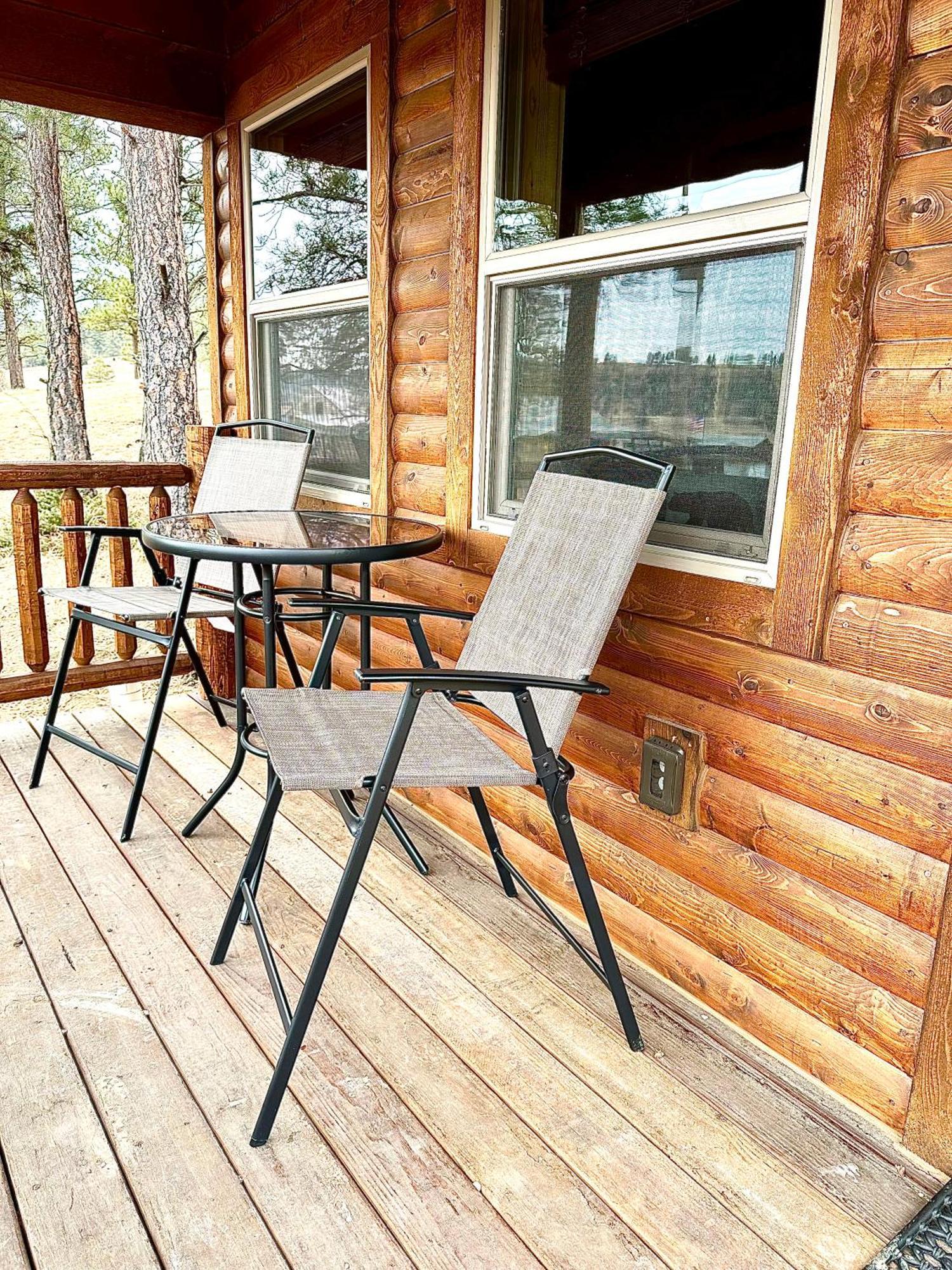The Lodge At Devils Tower Екстериор снимка