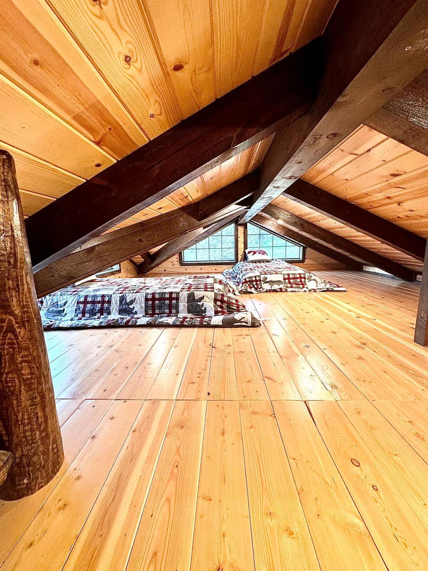 The Lodge At Devils Tower Екстериор снимка